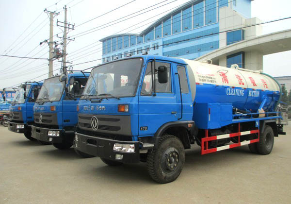 東風145清洗吸污車